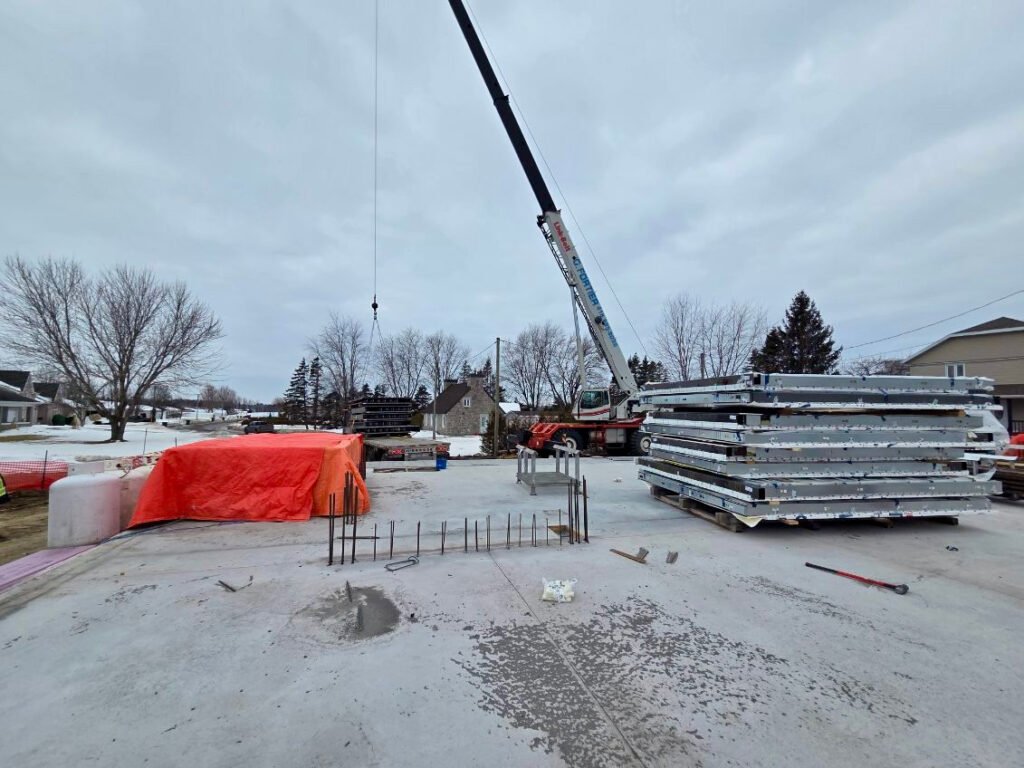 Structure de murs en acier préfabriqués, condos à Saint-Henri – MSC Construction (vue 2)